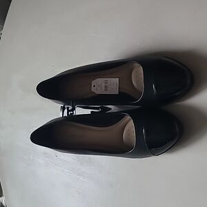 Size 10 Time And Tru memory foam wedge heels.